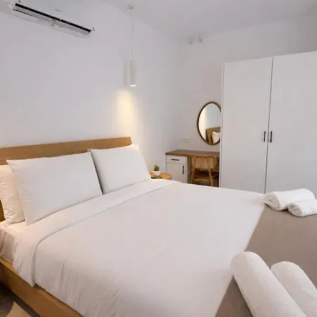 Mykonest Apartman *