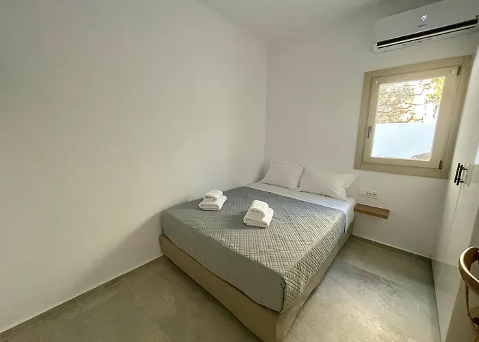 MykoNest * Agios Stefanos Avliotes