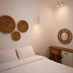 Mykonest * Agios Stefanos (Mykonos)